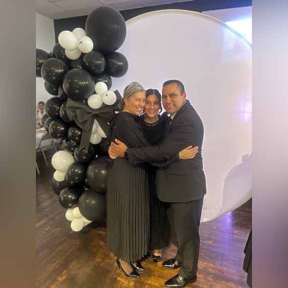 Meet your Posher, Savannah - Picture 4 of 16